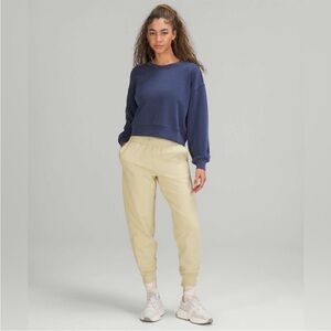 Lululemon- Softstream- Perfectly Oversized Cropped Crewneck- Sz 8- Night Sea